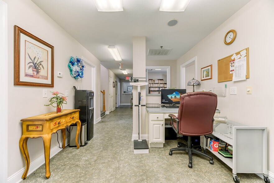 More Photos Of 3210 N Croatan Hwy, Kill Devil Hills Office Residential For Sale