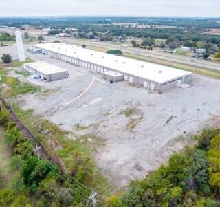 More Photos Of 7576 N Highway 81, Duncan Manufacturing For Sale