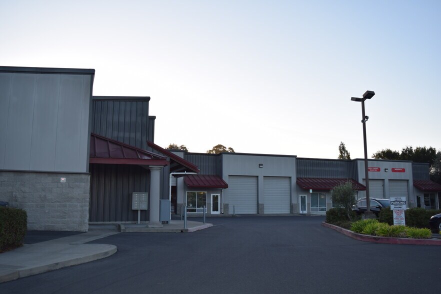 Primary Photo Of 1825 Ferdinand Ct, Santa Rosa Light Distribution For Lease