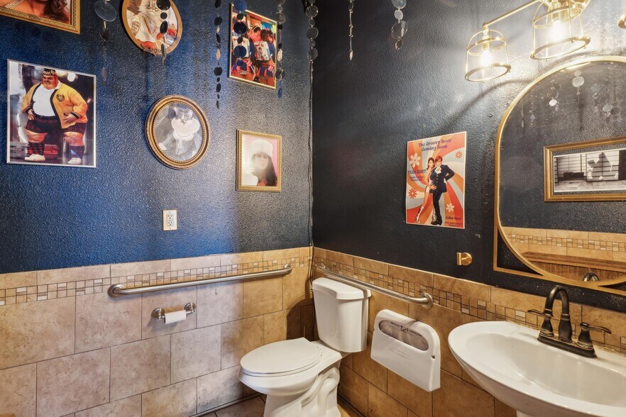 More Photos Of 4473 Railroad Ave, Pleasanton Storefront Retail Residential For Sale