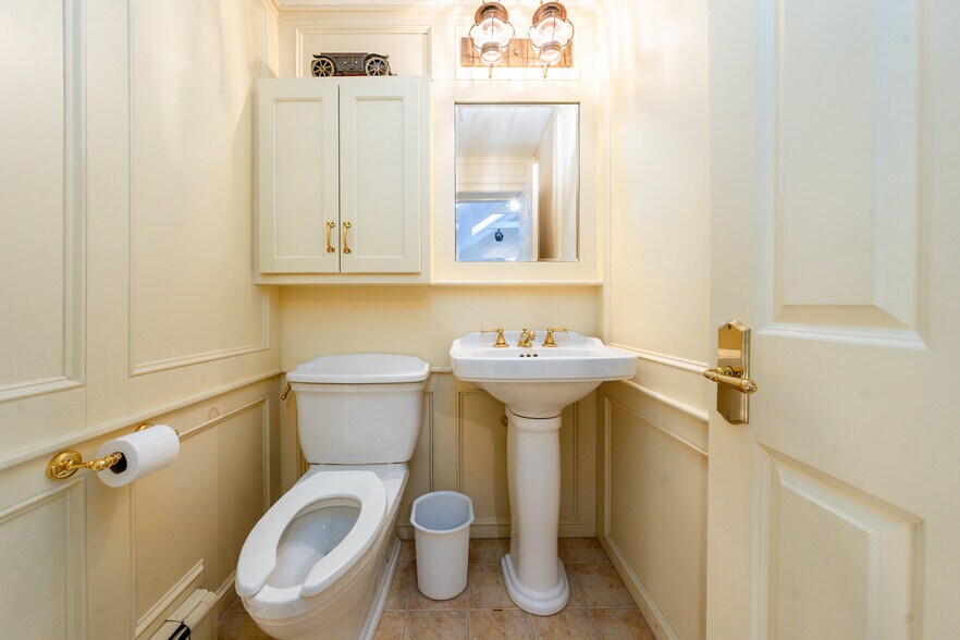 More Photos Of 413 Route 6A, East Sandwich Office Residential For Sale