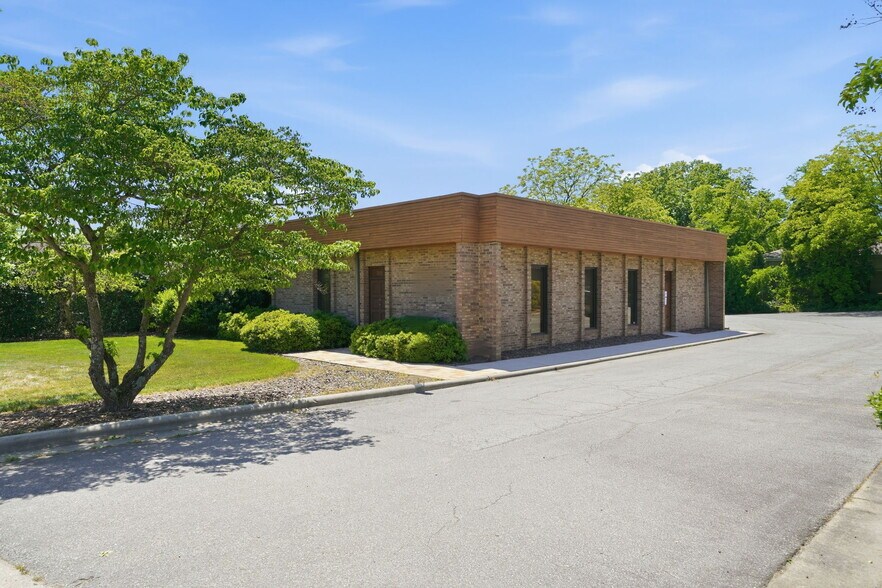 Primary Photo Of 319 Mocksville Ave, Salisbury Healthcare For Sale