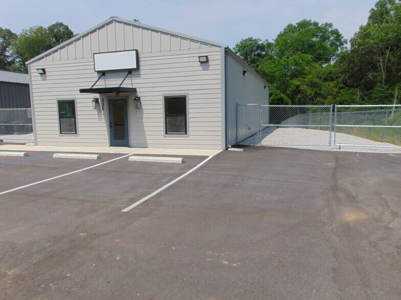 More Photos Of 001 Broadway Street, Florence Office For Sale