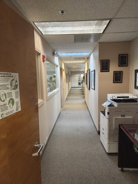 More Photos Of 1111 Park Centre Blvd, Miami Gardens Office Residential For Lease