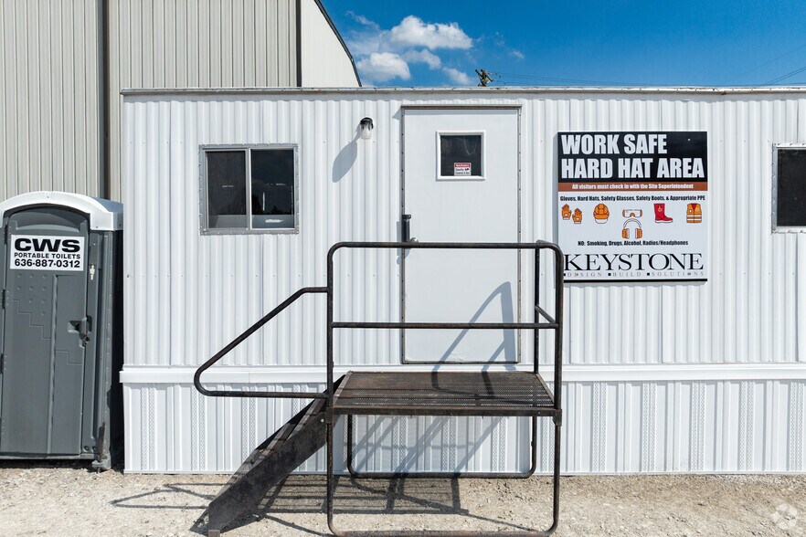 More Photos Of 2880 Arnold Tenbrook Rd, Arnold Manufacturing For Lease