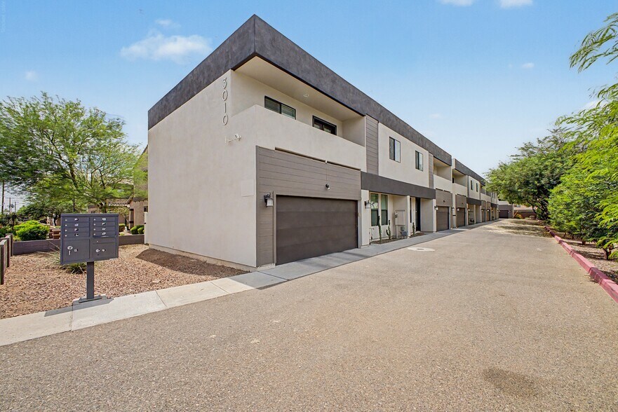 More Photos Of , Phoenix Multifamily For Sale