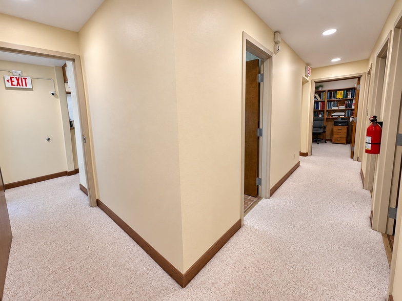 More Photos Of 3000 Langford Rd, Peachtree Corners Office For Lease