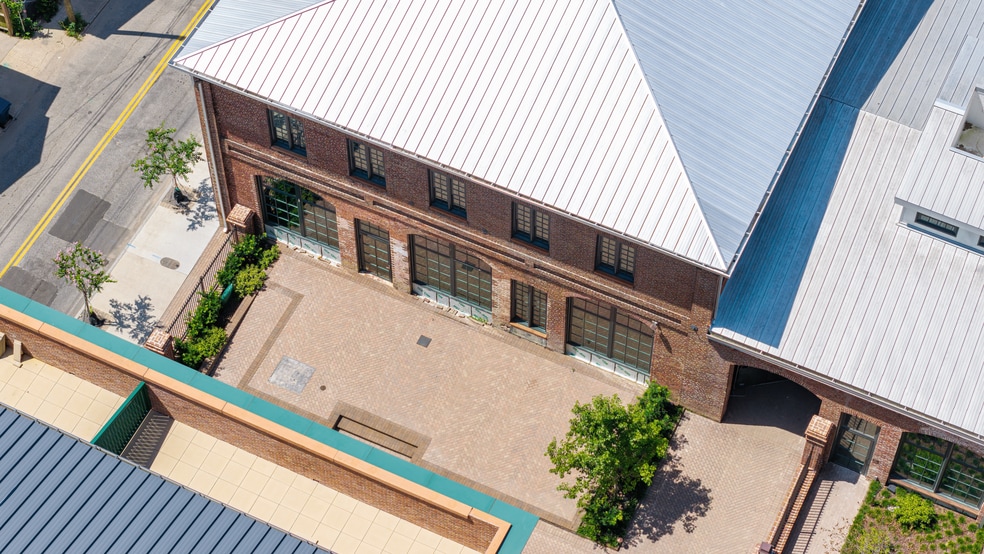 More Photos Of 40 Line St, Charleston Apartments For Lease