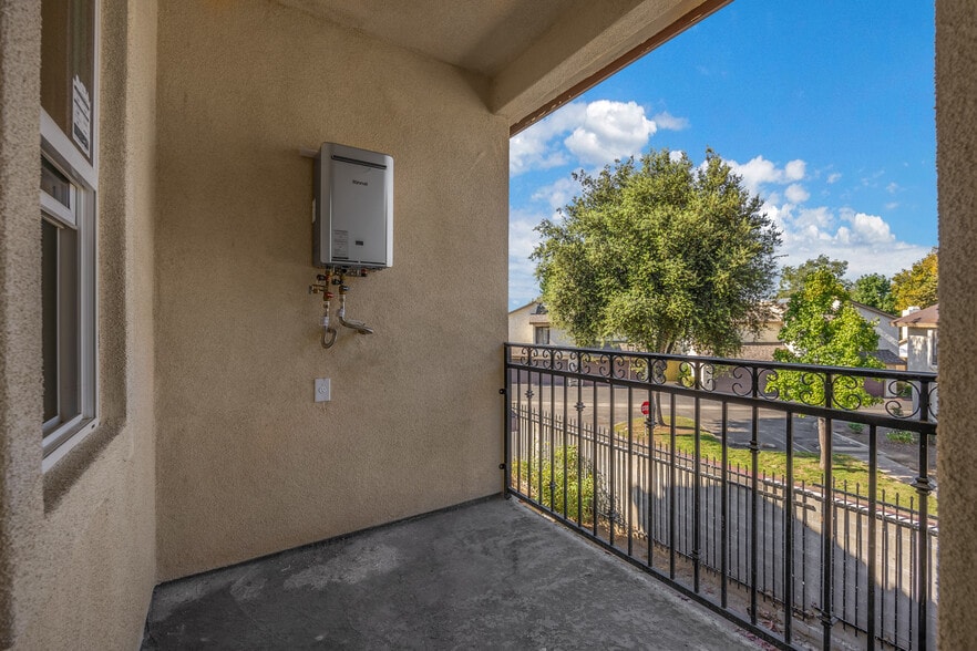 More Photos Of 3164 N Sterling Ave, San Bernardino Apartments For Sale