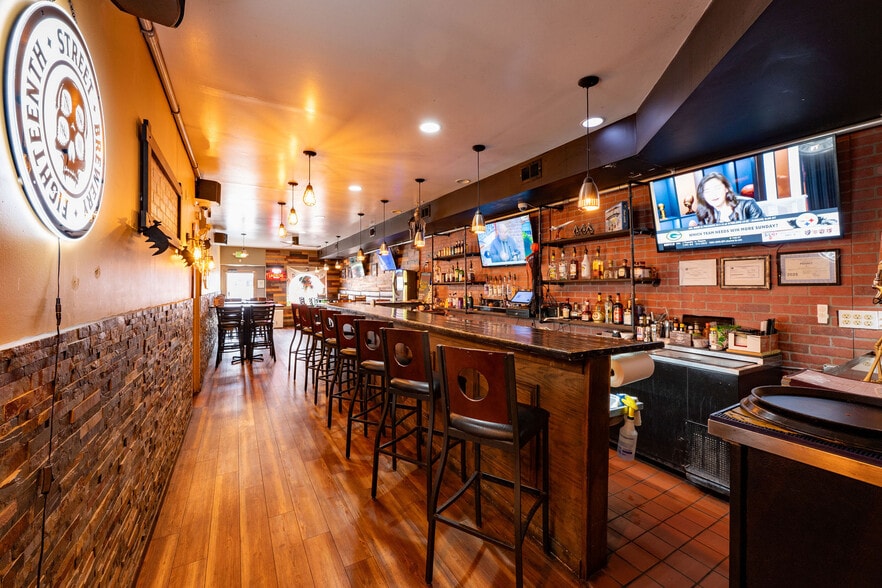 More Photos Of 230 Main St, Hobart Movie Radio TVStudio For Sale