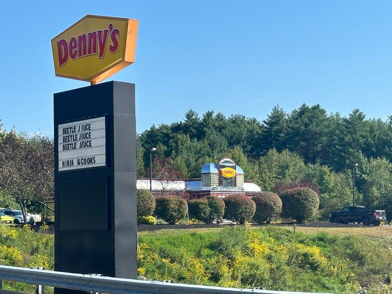 More Photos Of 123 Civic Center Dr, Augusta Restaurant For Sale