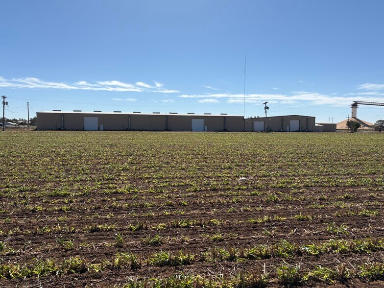 More Photos Of 935 FM168, Olton Warehouse For Sale