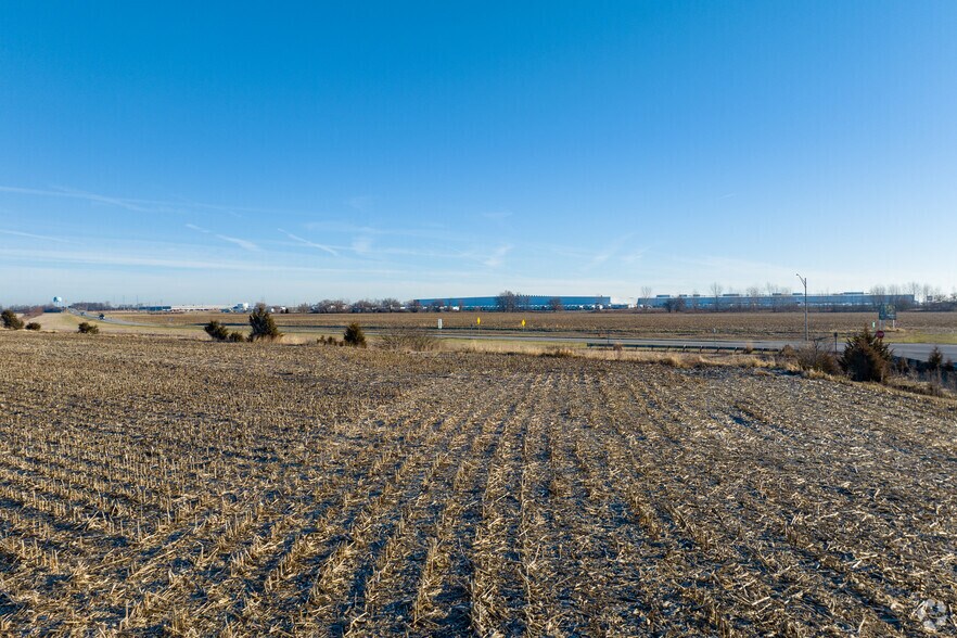 More Photos Of US-35 / SR 753 North East lot of the US-35 / 753 sr, Washington Court House Land For Sale