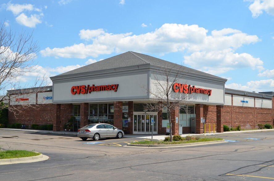 More Photos Of 1099 W Army Trail Rd, Bartlett Drugstore For Lease