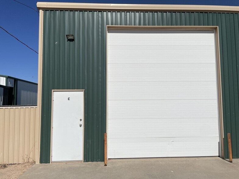 More Photos Of 10614 PR 1310, Wolfforth Warehouse For Lease