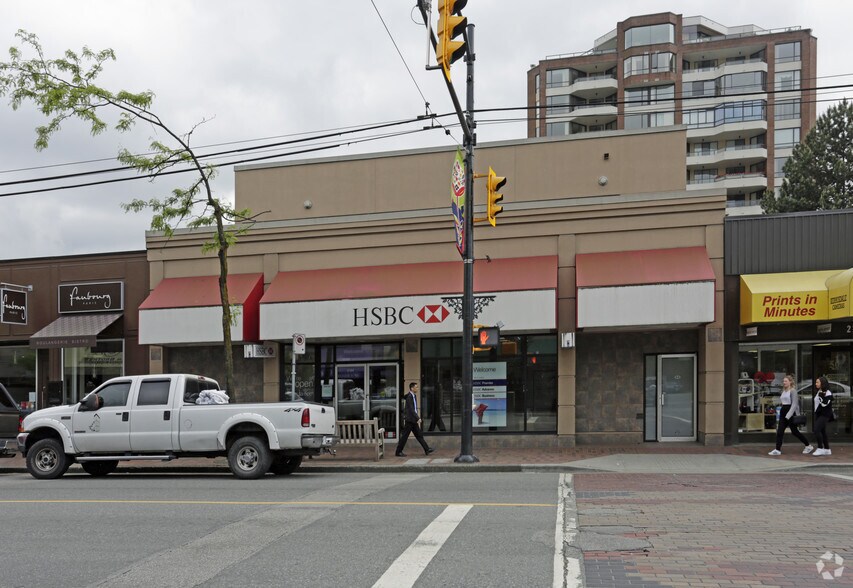 More Photos Of 2164 W 41st Ave, Vancouver Bank For Lease