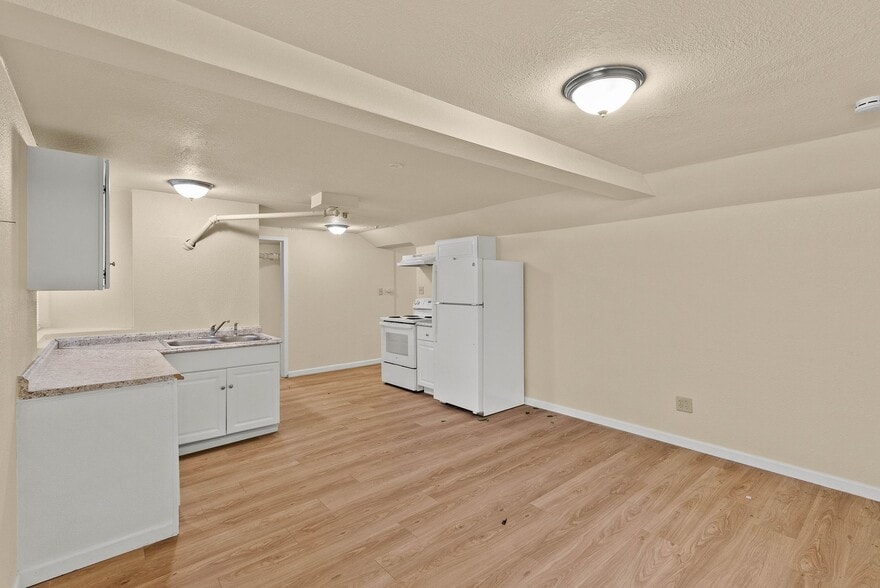 More Photos Of 903 S Adams St, Spokane Apartments For Sale
