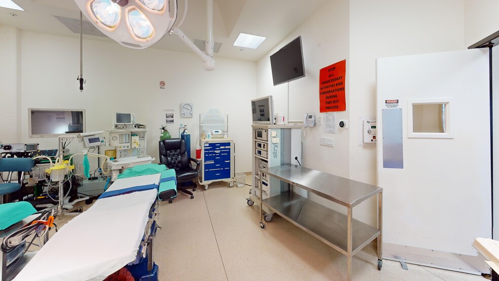 More Photos Of 8342 Garden Grove Blvd, Garden Grove Storefront Retail Office For Sale