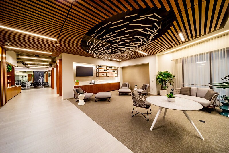 More Photos Of 2049 Century Park E, Los Angeles Office For Lease