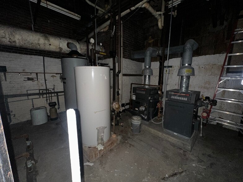 More Photos Of 215 Lelia St, Pittsburgh Apartments For Sale