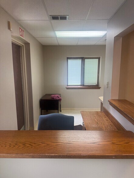 More Photos Of 410 W State St, Mertztown Medical For Sale