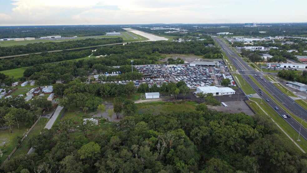 More Photos Of 8221 US Highway 301 N, Tampa Industrial For Lease