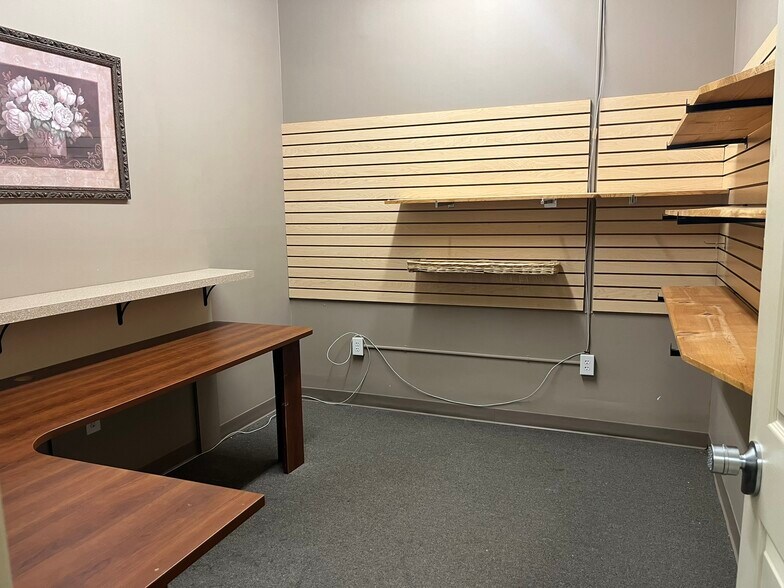 More Photos Of 2800-2866 Street Rd, Bensalem Unknown For Lease