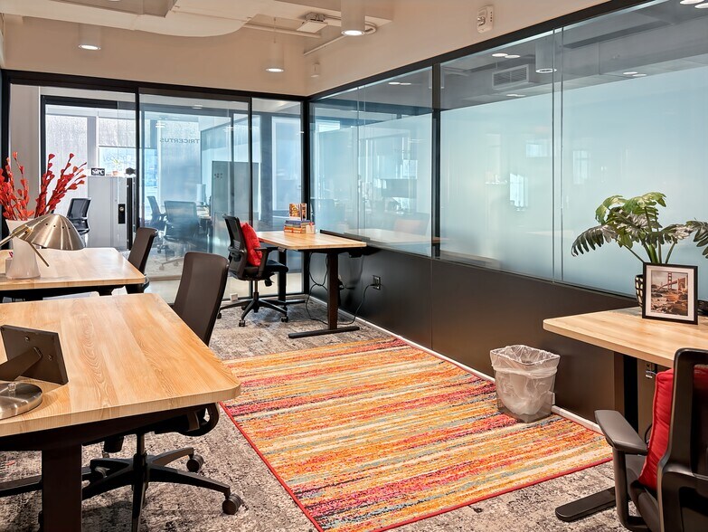 More Photos Of 250 Pacific Ave, Long Beach Coworking Space