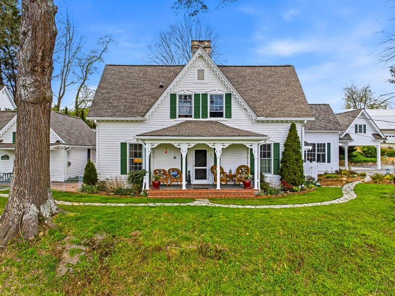 More Photos Of 90 Woody Farm Dr, Pisgah Forest Specialty For Sale