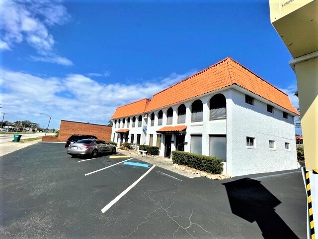 More Photos Of 1615 Ridgewood Ave, Holly Hill Loft Creative Space For Sale