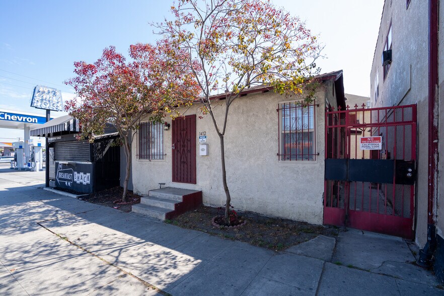 More Photos Of 1412 W Florence Ave, Los Angeles Apartments For Sale