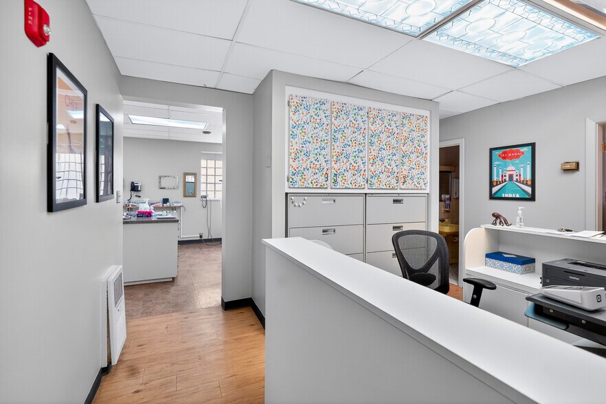 More Photos Of 7 Foster St, Revere Medical For Sale