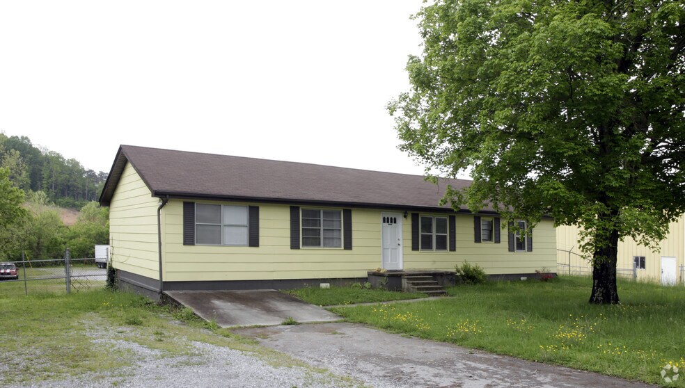 Primary Photo Of 6230 Rutledge Pike, Knoxville Unknown For Lease