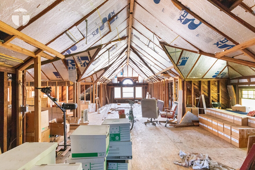 More Photos Of 2131 L St, Sacramento Office Residential For Sale