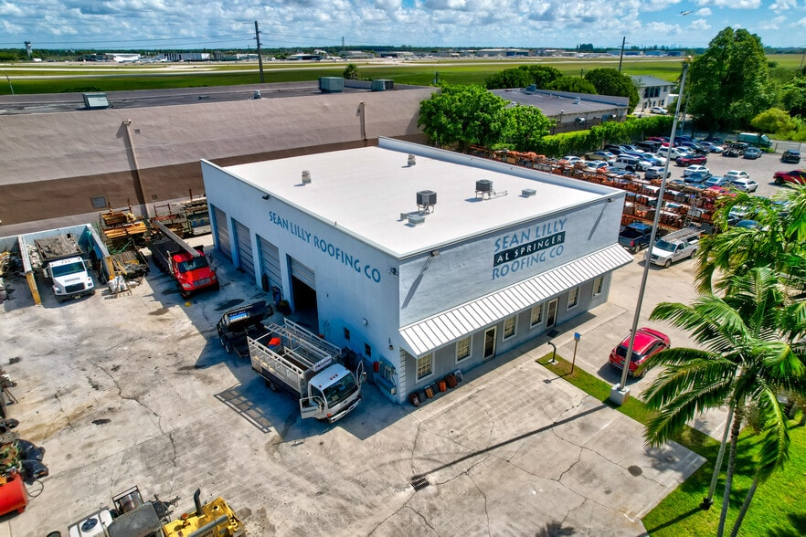 More Photos Of 14701 SW 137th St, Miami Light Distribution For Lease