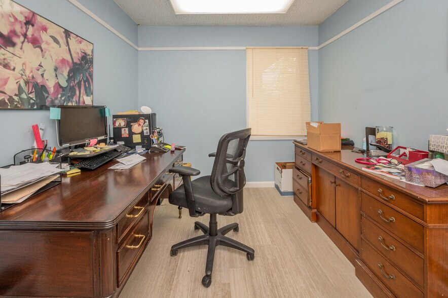 More Photos Of 730 Memorial Dr, Bessemer Medical For Sale