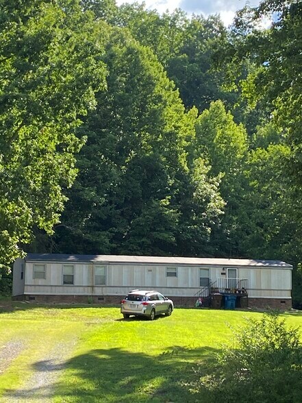 More Photos Of 6695 Springbrook Ave, Hickory Manufactured Housing Mobile Home Park For Sale