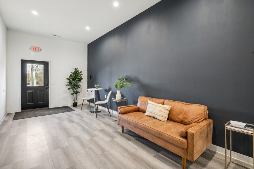 More Photos Of 613 Broadway, Wisconsin Dells Loft Creative Space For Sale