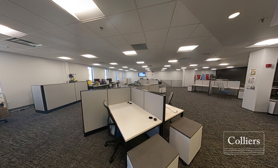 More Photos Of 425 Park West Dr, Augusta Manufacturing For Lease