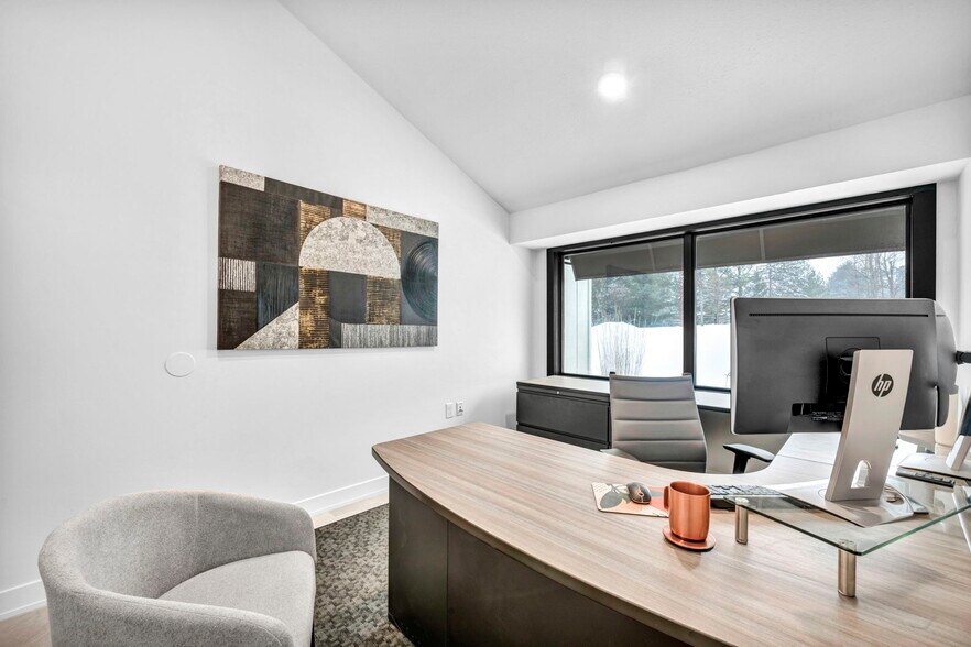 More Photos Of 1929 E Royalton Rd, Broadview Heights Office For Lease