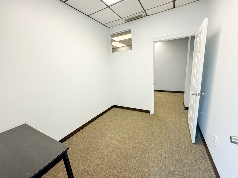 More Photos Of 15203 N Holly Rd, Holly General Retail For Sale