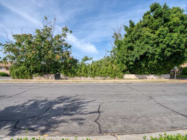 More Photos Of 516 S State College Blvd, Anaheim Land For Sale