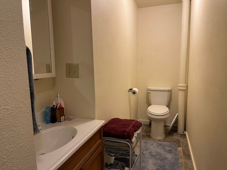 More Photos Of 1040 7th Ave, Baldwin Apartments For Sale