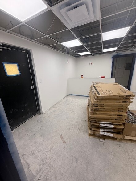 More Photos Of 12618-12620 E 31st St, Tulsa Freestanding For Sale