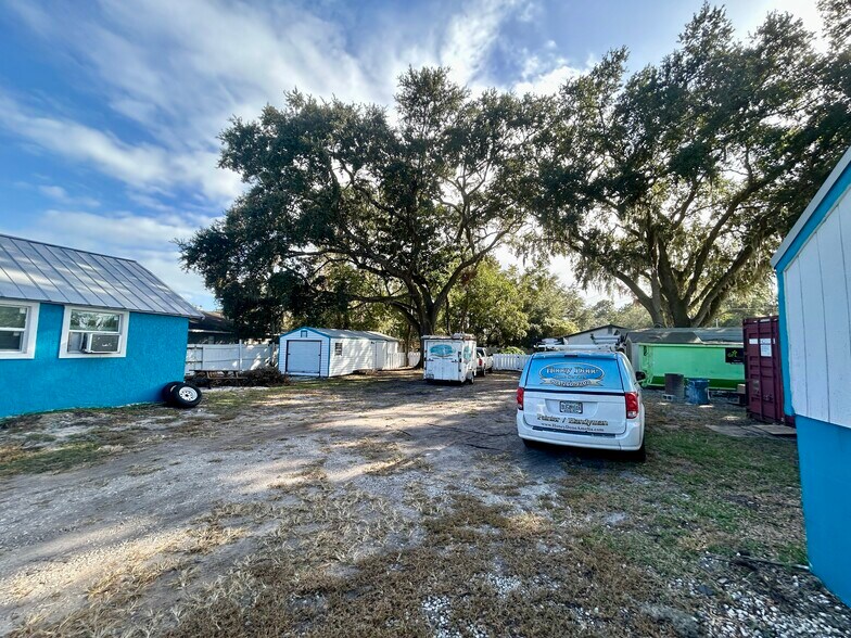 More Photos Of 1534 S 8th St, Fernandina Beach Light Manufacturing For Lease