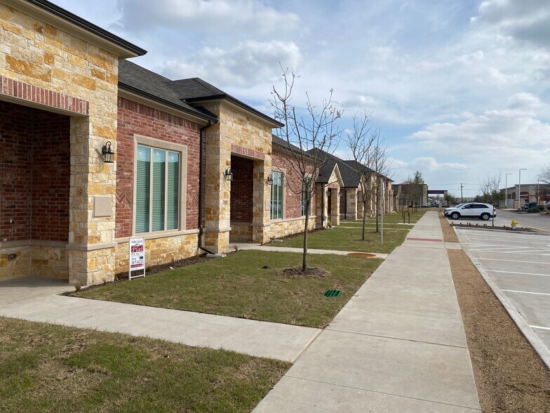 More Photos Of 400 Stonebrook Pky, Frisco Office For Sale