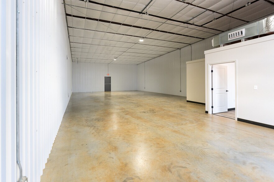 More Photos Of 1651 Jefferson St SE st, Athens Unknown For Lease
