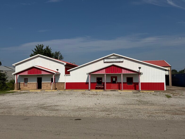 Primary Photo Of 1425 N Hwy 127 Bypass, Lawrenceburg Warehouse For Sale