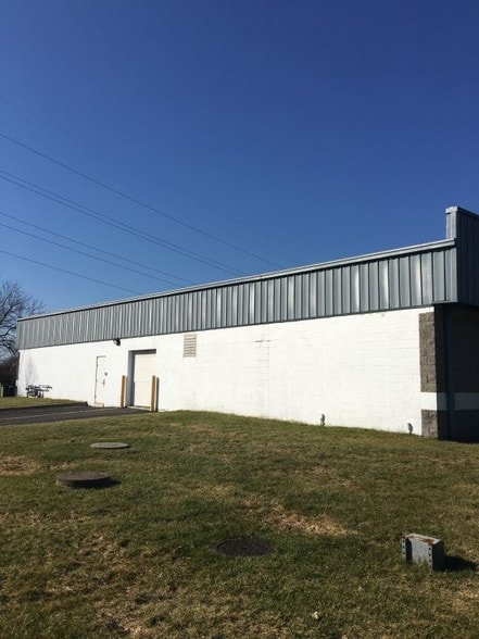 More Photos Of 1600 Reed Rd, Pennington Light Distribution For Sale