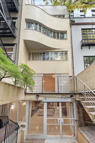 More Photos Of 32 E 74th St, New York Apartments For Sale